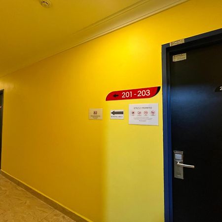 I Go Inn Bandar Saujana Putra エクステリア 写真
